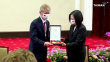 Czech PM Snubs Delegation to Taiwan, Says Visits Harm China Business Ties