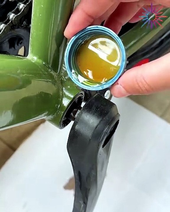 This oil trick makes cycling smoother 🛠️🚴‍♂️