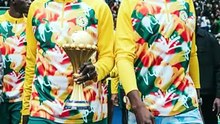 On l'a fait ! Le Sénégal a célèbre son trophée au Stade de France avec Youssou Ndour