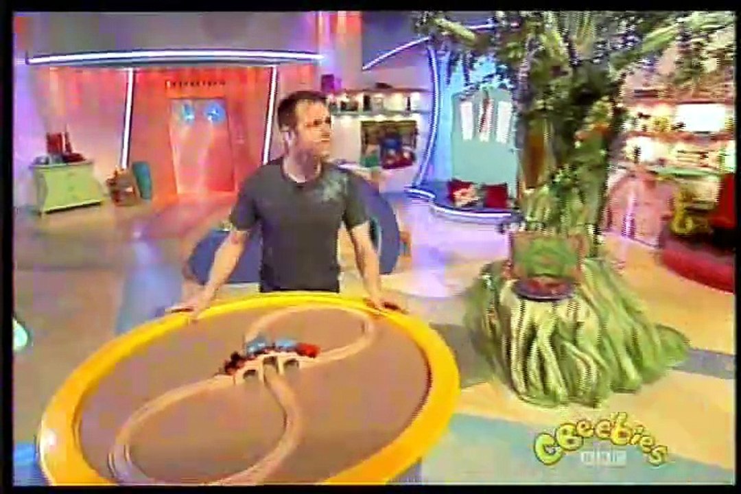 Show Me Show Me - Series 1 Episode 10 - Letters and Trains