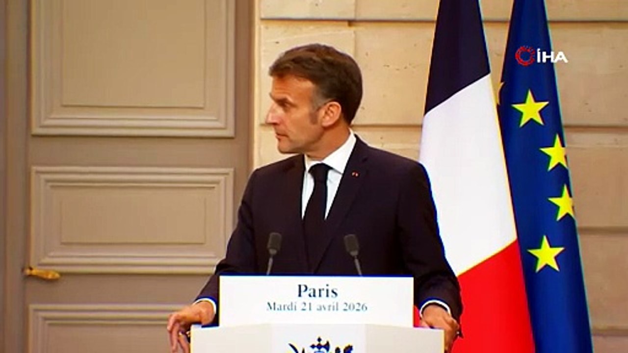 Fransa Cumhurbaşkanı Macron, Lübnan Başbakanı Salam ile bir araya geldi