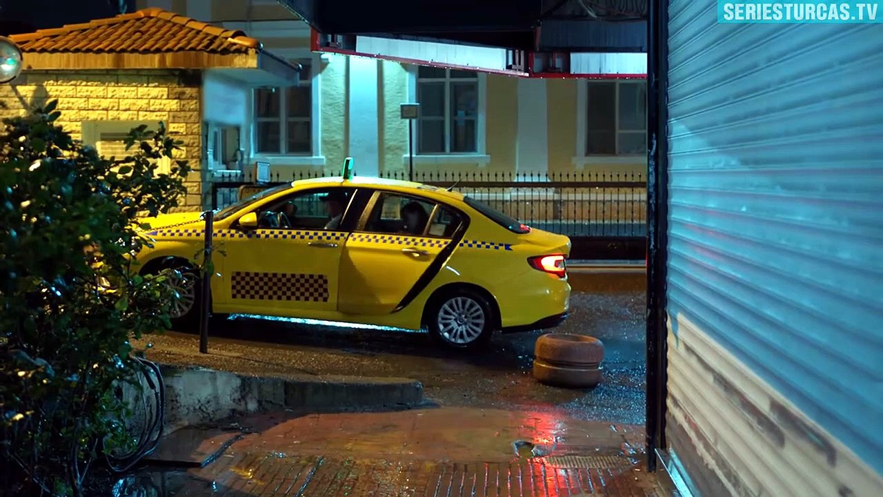 Sahtekarlar Capítulo 20 | Los Estafadores | Novela Turca en Español