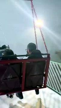 Vídeo mostra momento de acidente com brinquedo que despencou de dois metros em parque de diversões de Guaíba