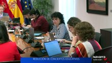 El Parlamento pide a Educación no cerrar aulas de Infantil