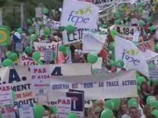 Grenelle de l'environnement et prolongement de l'A104