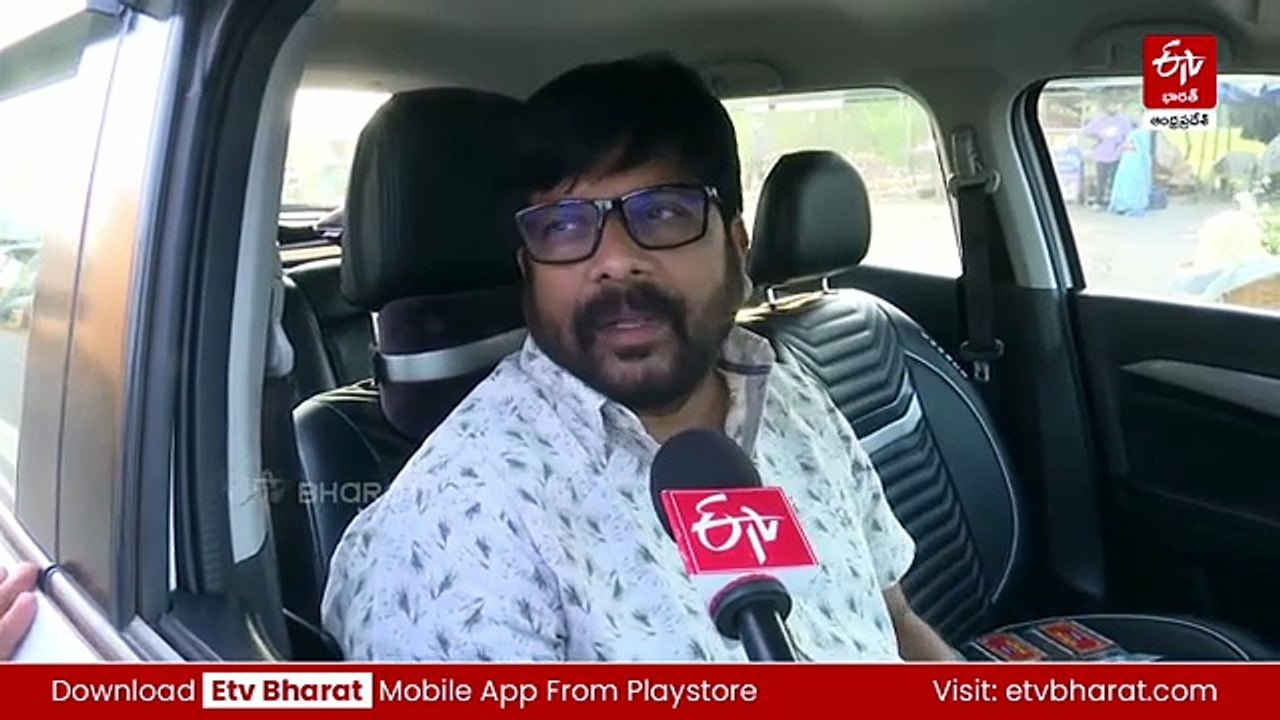టోల్‌ ప్లాజా మూసేసినా తొలగించని నిర్మాణాలు - తీవ్ర ఇబ్బందులు పడుతున్న వాహనదారులు