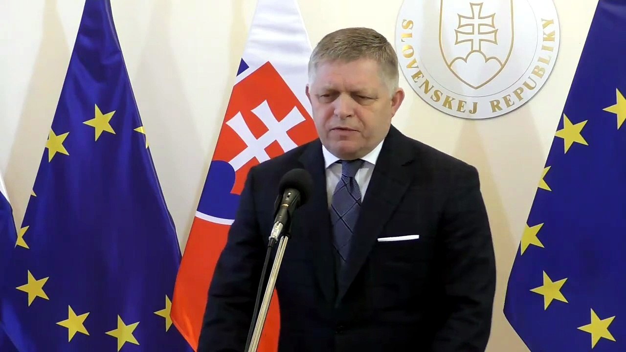 ZÁZNAM: Premiér: Ódor nikdy nedostal žiadne informácie o navážaní migrantov na hranice