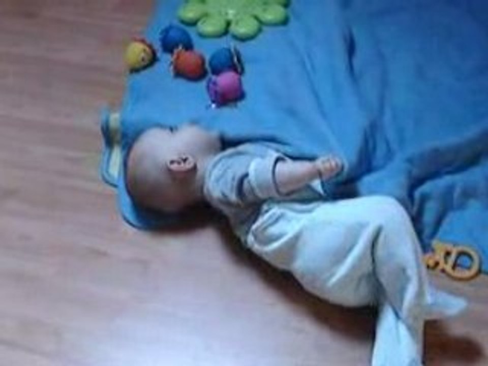 Clara à 7 mois