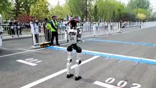 Chinese robot runs faster than human. Chinese robot in reality.