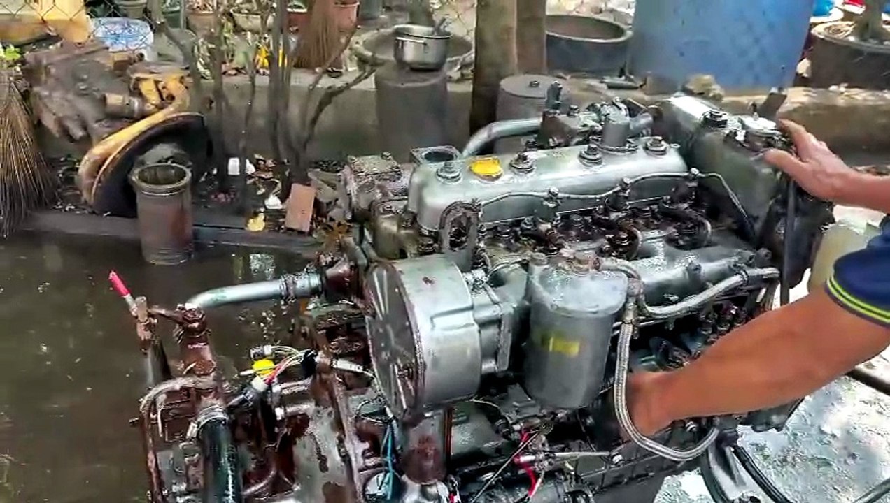 YANMAR 4PH (55 hp /2700 rpm )