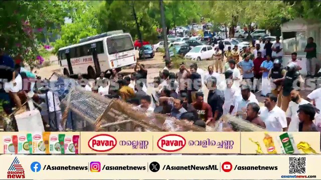 'നിതിൻ രാജിന് നീതി വേണം'; കണ്ണൂർ അഞ്ചരക്കണ്ടി ഡെന്റൽ കോളേജിലേക്ക് യൂത്ത് ലീ​ഗ് മാർച്ച്