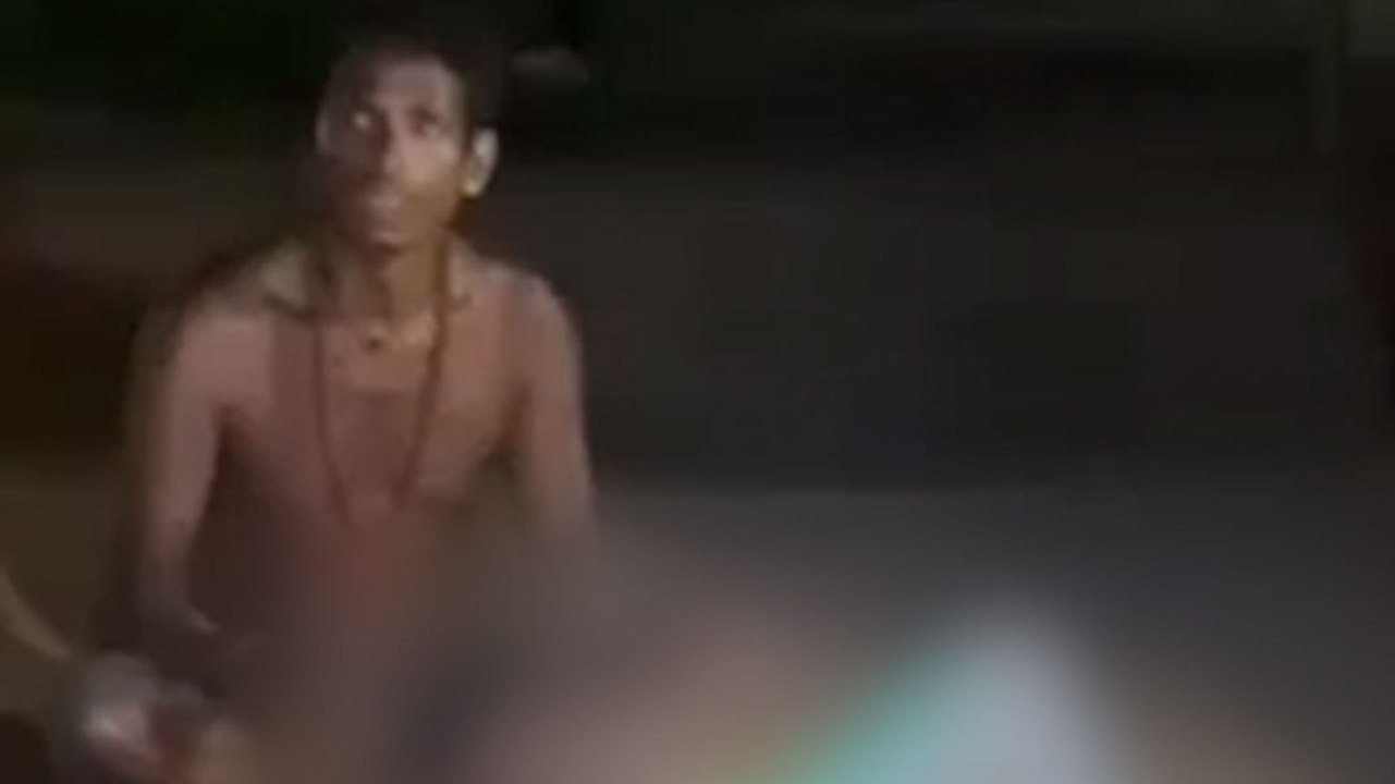 पत्नी का सिर धड़ से क‍िया अलग, बाइक पर लेकर घूमता रहा, लोगों को भी द‍िखाया