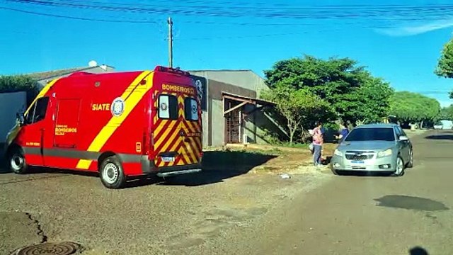 Ciclista sofre ferimentos na cabeça em acidente com carro no bairro Paulo Godoy, em Cascavel