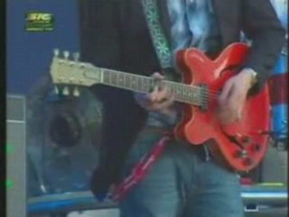 Kaiser chiefs live rock in rio part7