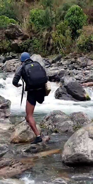 cast net fishing in Nepal |