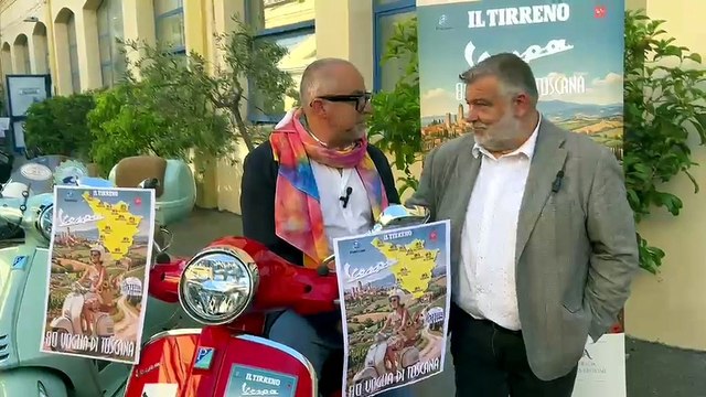 La Vespa compie 80 anni: Matteo Franconi sindaco di Pontedera con il direttore