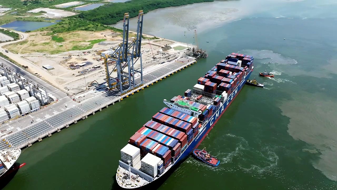 DP World en Ecuador inauguró la expansión de su terminal. El proyecto amplía el muelle hasta 700 metros Posorja Guayas