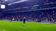 Kolu kırılan Edin Dzeko, özel el aparatıyla ısınmada