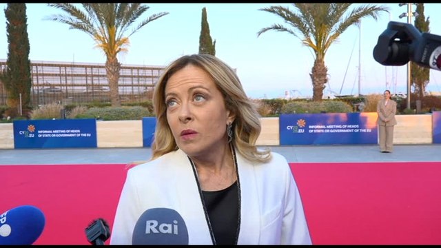 Meloni: sulla crisi energetica l'Ue deve essere più coraggiosa