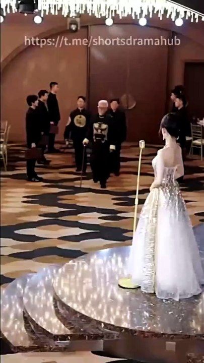 Sie, die über sie alle, gut ich warf den Bräutigam chinesische Drama, Wiedergeboren, um sie zu zerstören, Business Queen wiedergeboren, New Dawn Spirited und Stark | Ganzer Film Deutsch