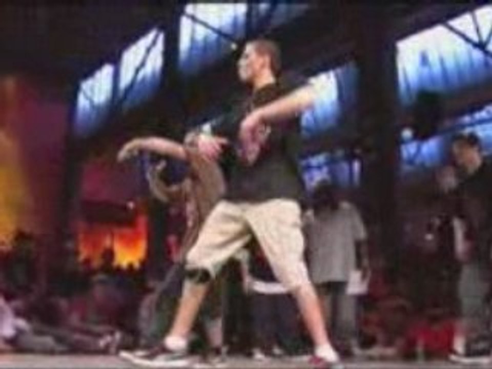 Lunatiks vs La Smala