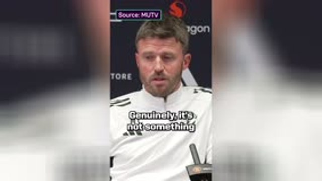 Carrick 'not chasing' answers on Man United future