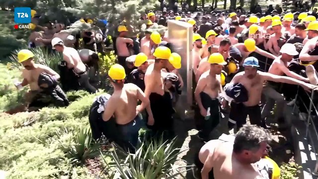 Açlık grevindeki Doruk Madencilik işçilerine Ankara’da biber gazlı müdahale!