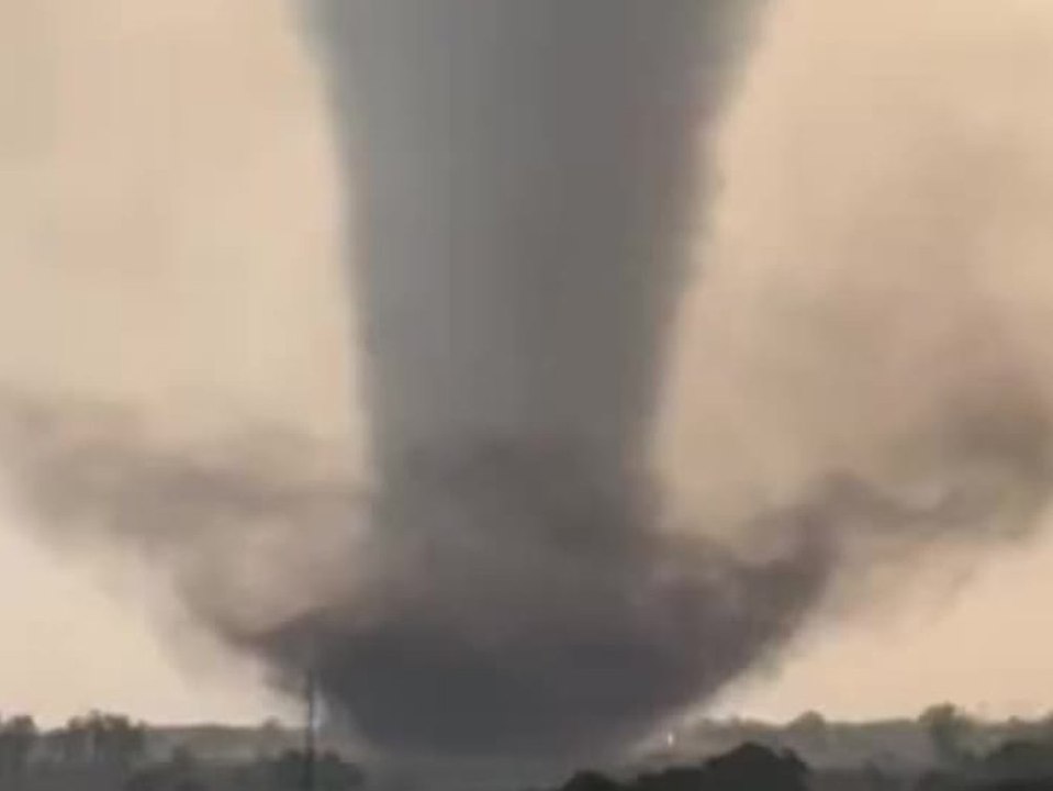 Heftiger Tornado verwüstet die Stadt Enid