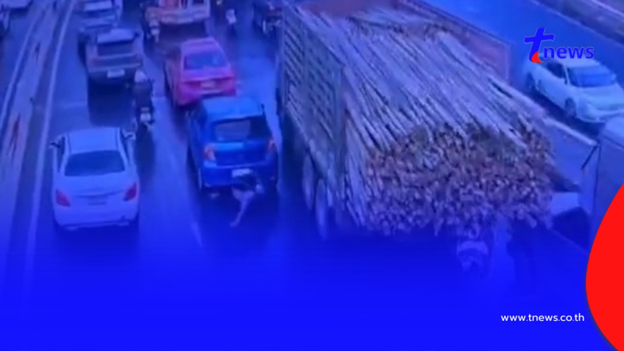คลิปนาทีรถบรรทุก 10 ล้อเบรกแตก กวาดมอเตอร์ไซค์บนถนนเสียชีวิต