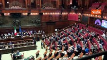 Opposizioni cantano 'Bella Ciao' prima del voto finale del Dl Sicurezza