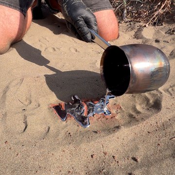 Sand it… heat it… and suddenly the letters appear 😳🔥