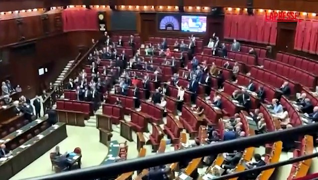 Dl Sicurezza, alla Camera le opposizioni cantano 'Bella ciao'