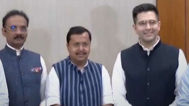 राघव चड्ढा ने छोड़ी 'आप', 7 राज्यसभा सांसदों के साथ BJP में हुए शामिल!