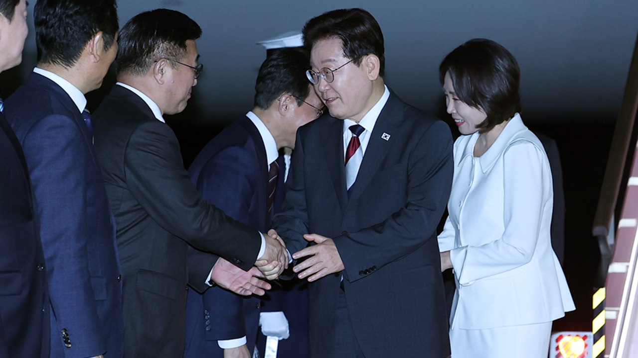 이 대통령, 5박 6일 인도·베트남 순방 마치고 귀국 / YTN