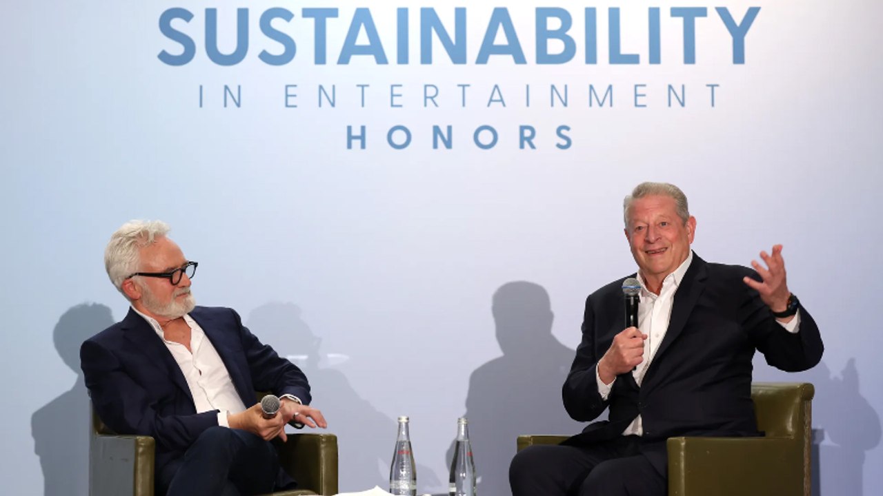 Al Gore Reflects on 20 Years Since 'An Inconvenient Truth', Talks Climate Crisis & More | THR Video