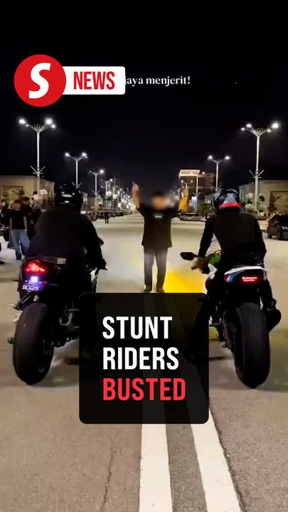 Police probe two motorcyclists for dangerous stunts on Putra Bridge