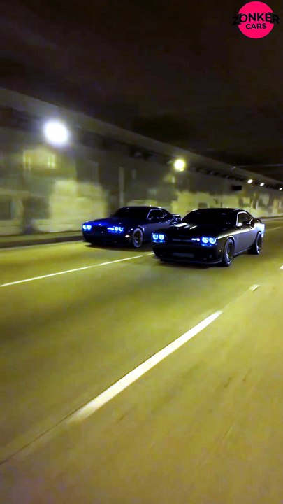 Dodge Challenger: 5.2L V8 Engine Power & Full Details! 🏎️🔥