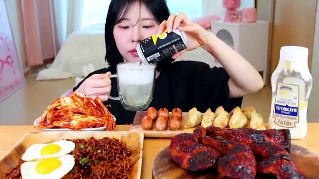 ASMR MUKBANG| Spicy Chili Black Bean Noodles, Jamaican Jerk Chicken, Kimchi, Fried Dumplings