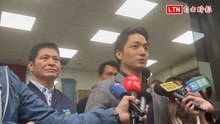 英勇制伏搶匪  蔣萬安帶手搖飲慰問受傷員警