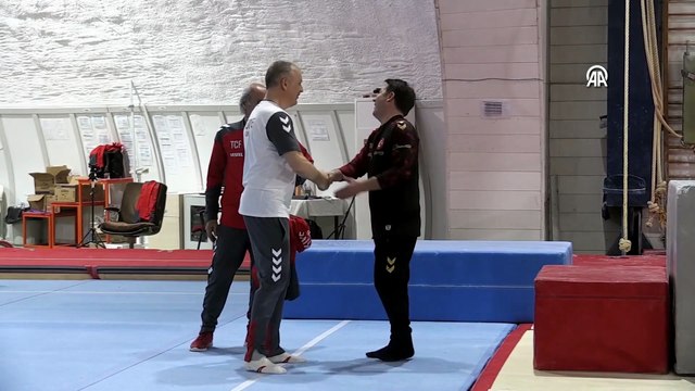 Milli cimnastikçiler, olimpiyatlarda altın madalya hedefiyle güç depoluyor | Ajansspor | AA