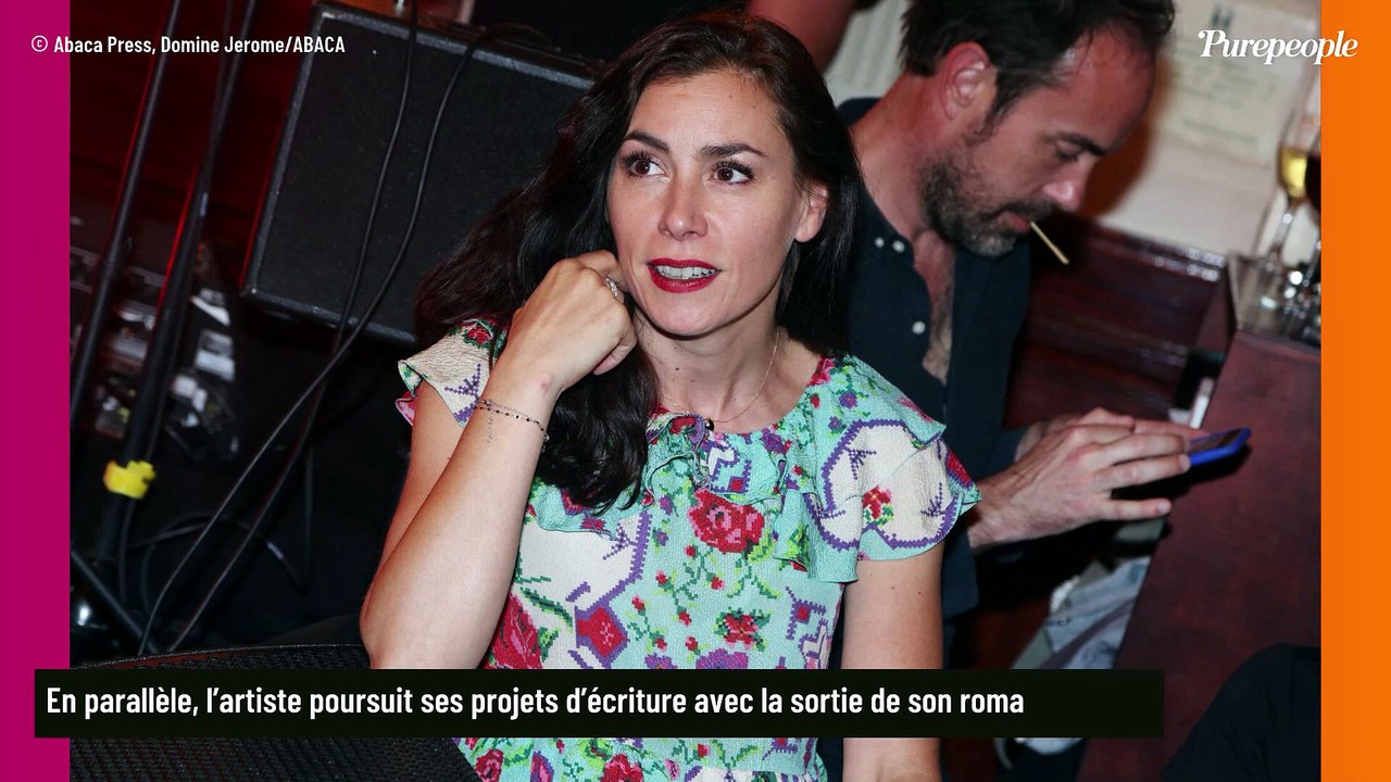 Olivia Ruiz partie avec son fils et son compagnon dans la ville préférée des grandes fortunes, elle raconte son quotidien loin de la France