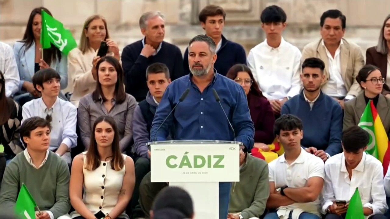 Mitin de Santiago Abascal en Cádiz