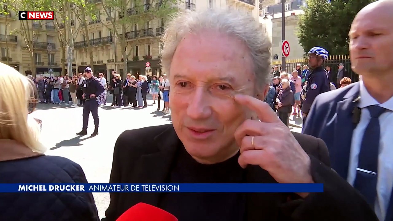 Obsèques de Nathalie Baye : Les stars et proches de l'actrice réunis à Paris pour un dernier hommage