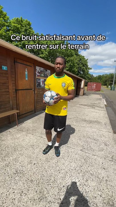 Le bruit des crampons vraiment >>>