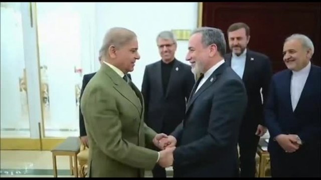 Iran, Araghchi consegna al Pakistan risposta Teheran alle proposte Usa