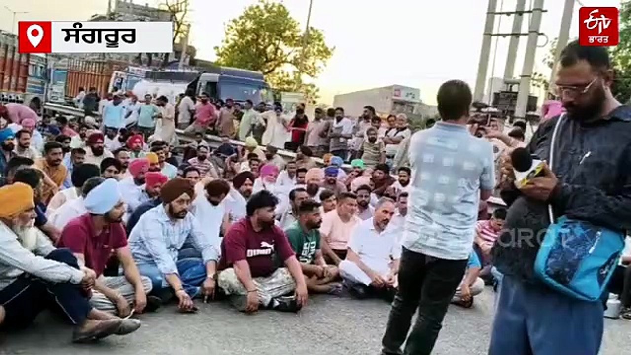 ਟਰੱਕ ਯੂਨੀਅਨ ਦਾ ਵਿਵਾਦ, 'ਆਪ' MLA ਦਾ ਹੋਇਆ ਵਿਰੋਧ, ਸੜਕਾਂ 'ਤੇ ਉਤਰੇ ਟਰੱਕ ਓਪਰੇਟਰ