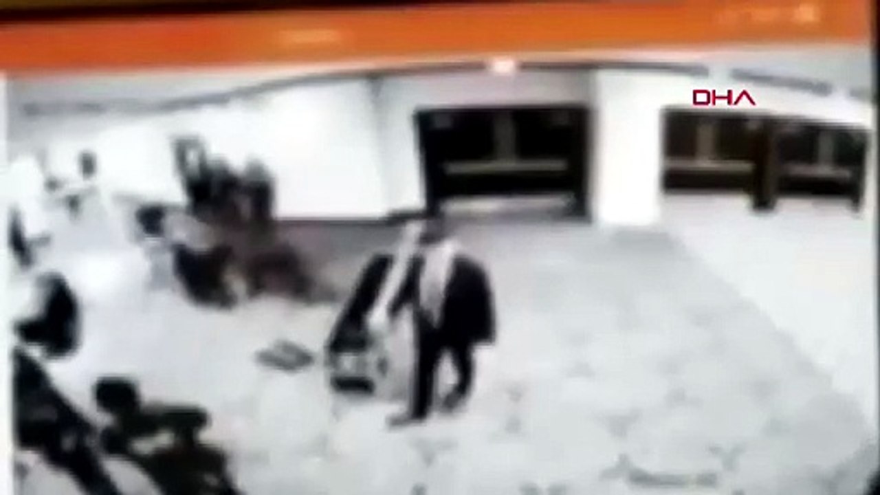 Trump'ın katıldığı yemekte silah sesleri! Saldırgan etkisiz hale getirildi