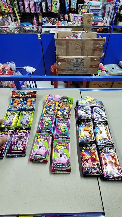 Pokémon TCG Booster Packs 🎴 Unboxing & Rare Card Hunt 😍