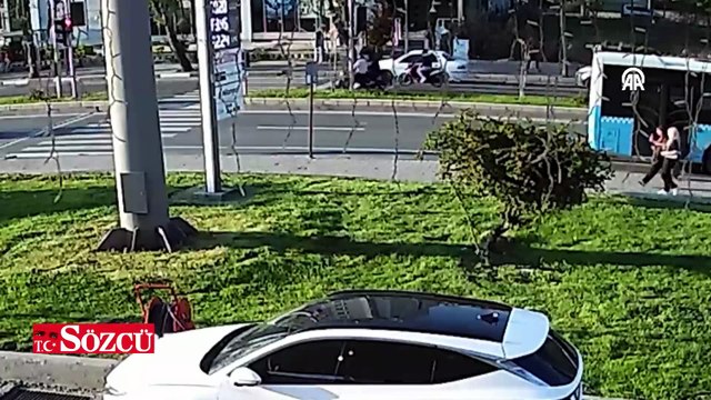 Tekirdağ'da otobüse arkadan çarpan motosikletteki 2 kişi yaralandı