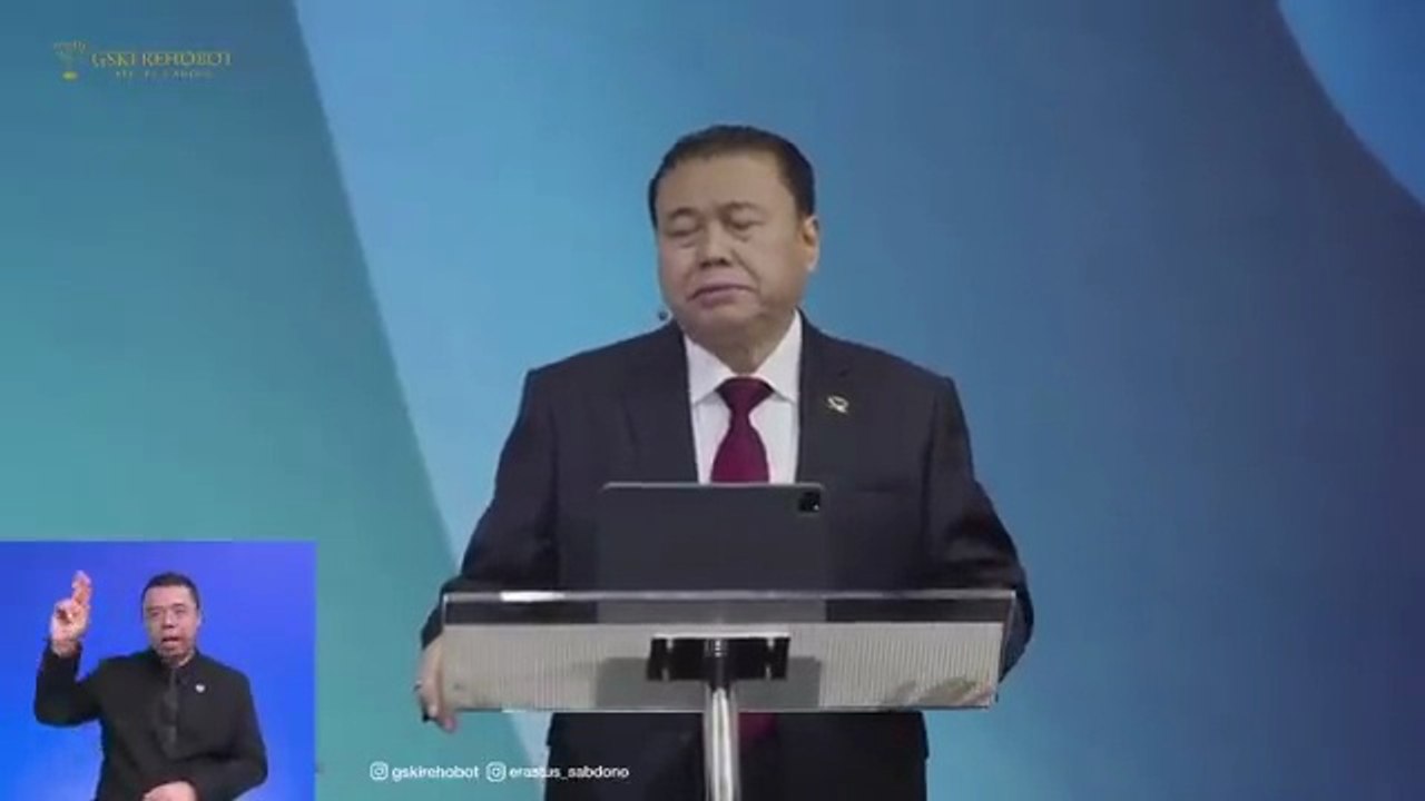 PETUALANGAN MENCINTAI TUHAN